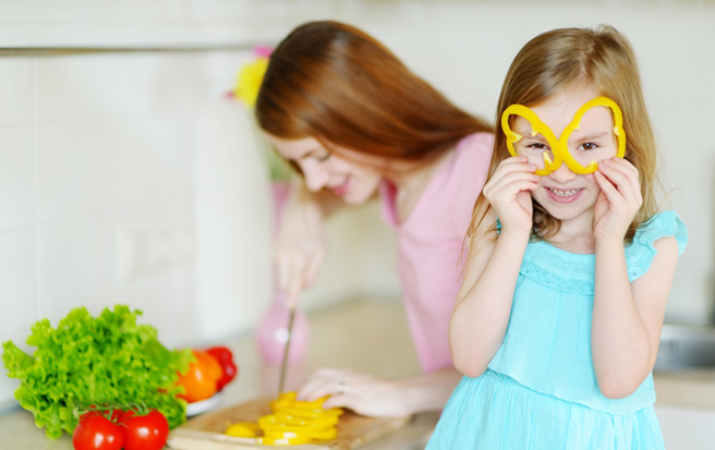 mom-and-daughter-cooking